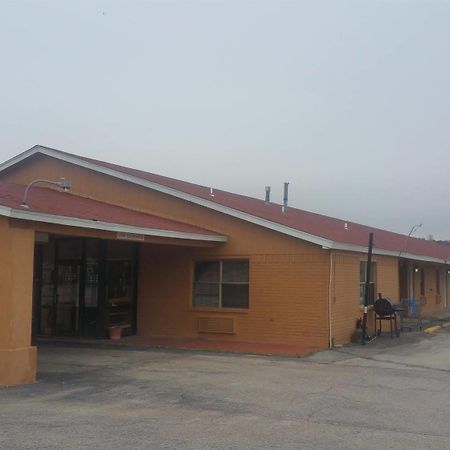 Executive Inn Mineral Wells Esterno foto