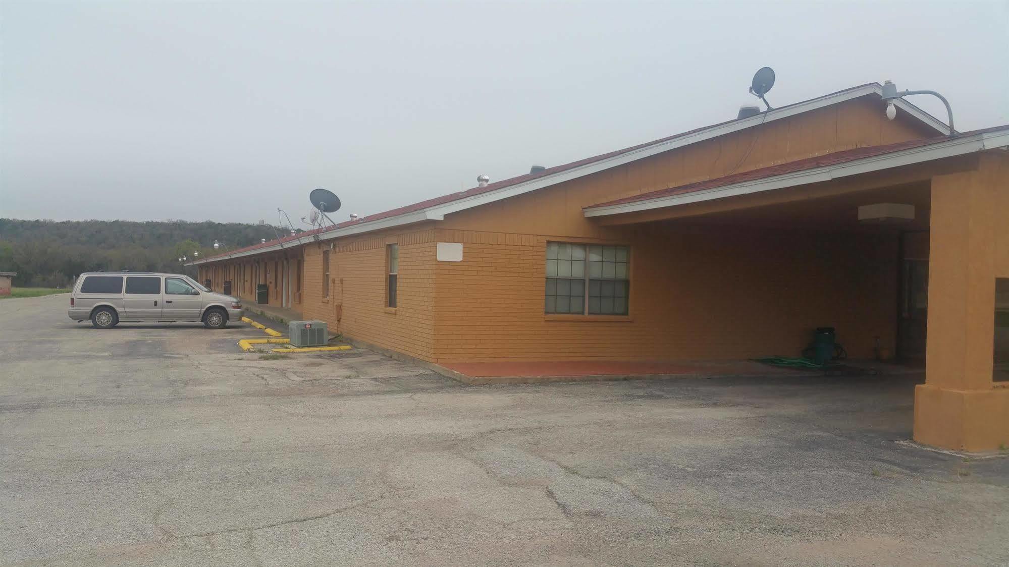 Executive Inn Mineral Wells Esterno foto