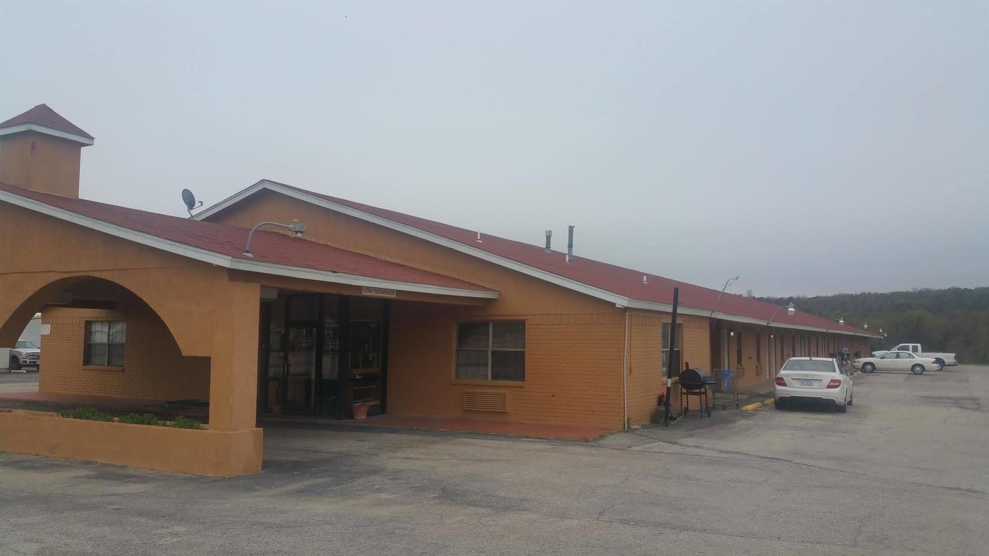 Executive Inn Mineral Wells Esterno foto